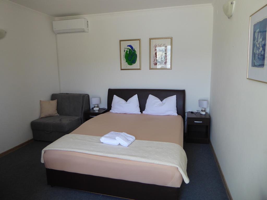 Apartment Cindy Херцег-Нови Экстерьер фото