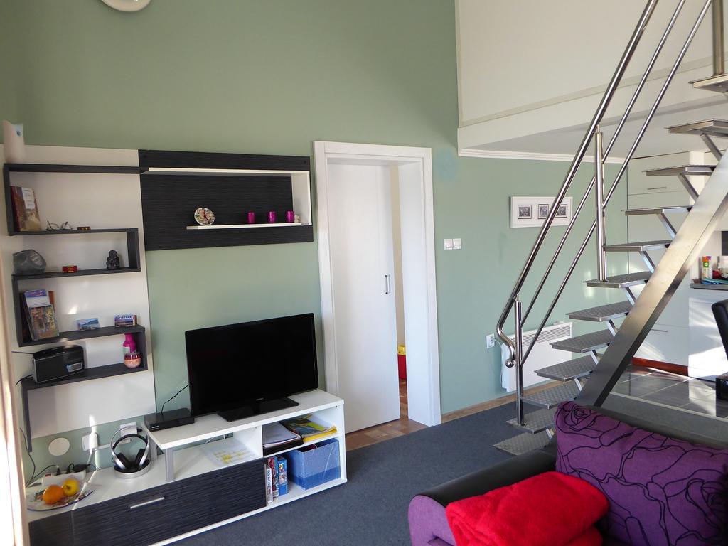 Apartment Cindy Херцег-Нови Экстерьер фото